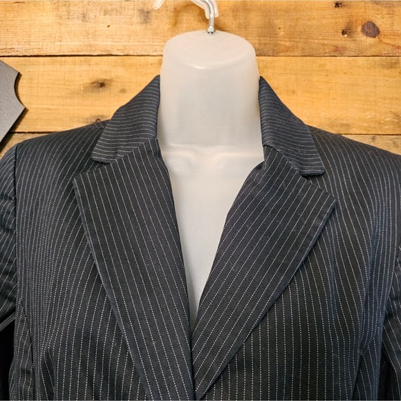 Merona women's black pin stripped dress jacket size 8 - Picture 4 of 14